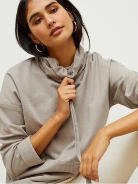 M.M. LaFleur | The Harris Sweatshirt Fine Terry in Smoky Taupe - Size M